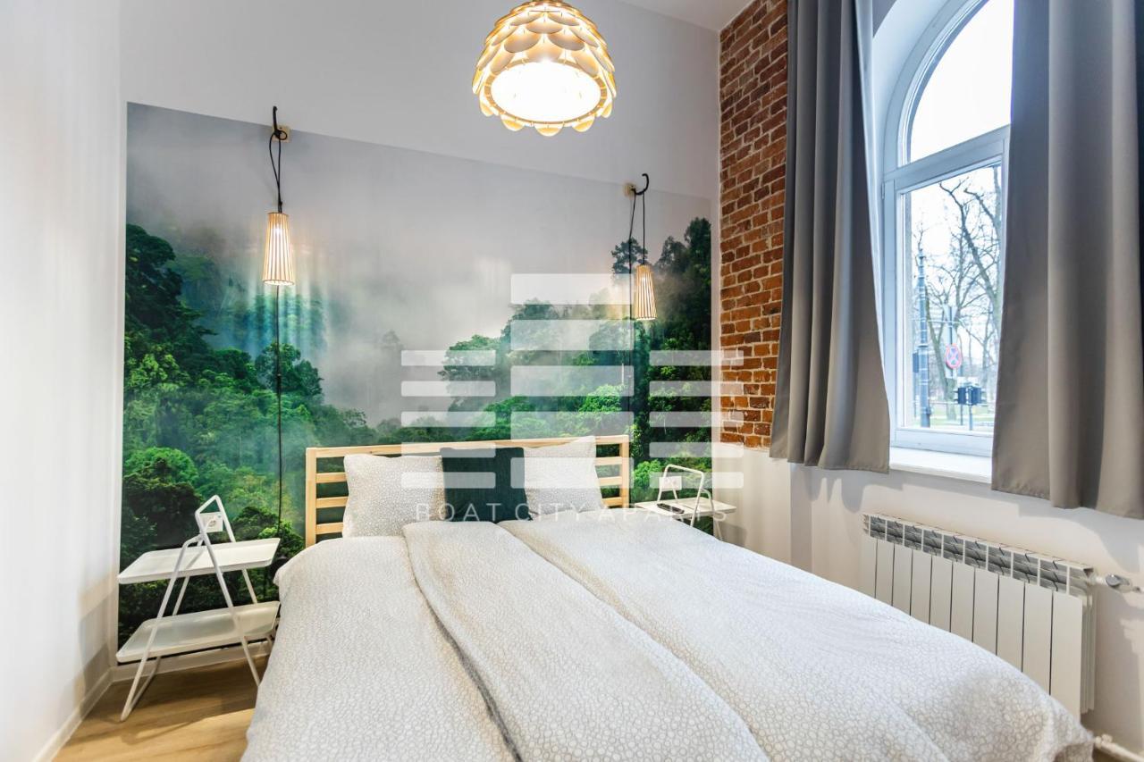 Boat City Aparts - Dworzec Lodz Fabryczna Kültér fotó